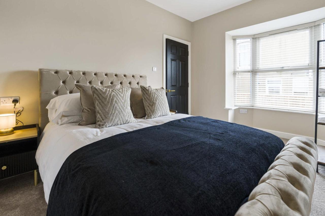 The Park Road Suites By Stamp Sa بلاكبول الغرفة الصورة