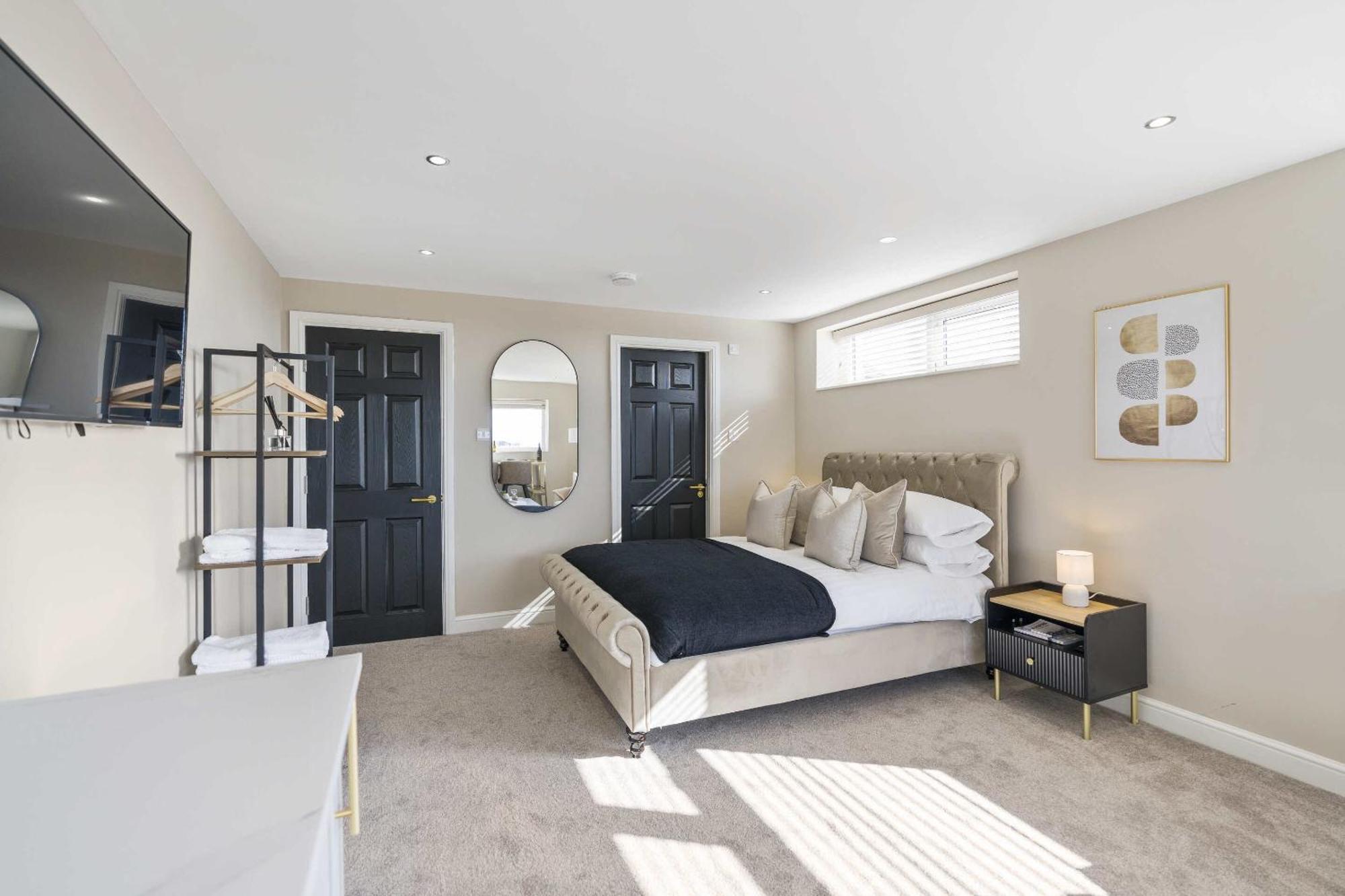 The Park Road Suites By Stamp Sa بلاكبول الغرفة الصورة